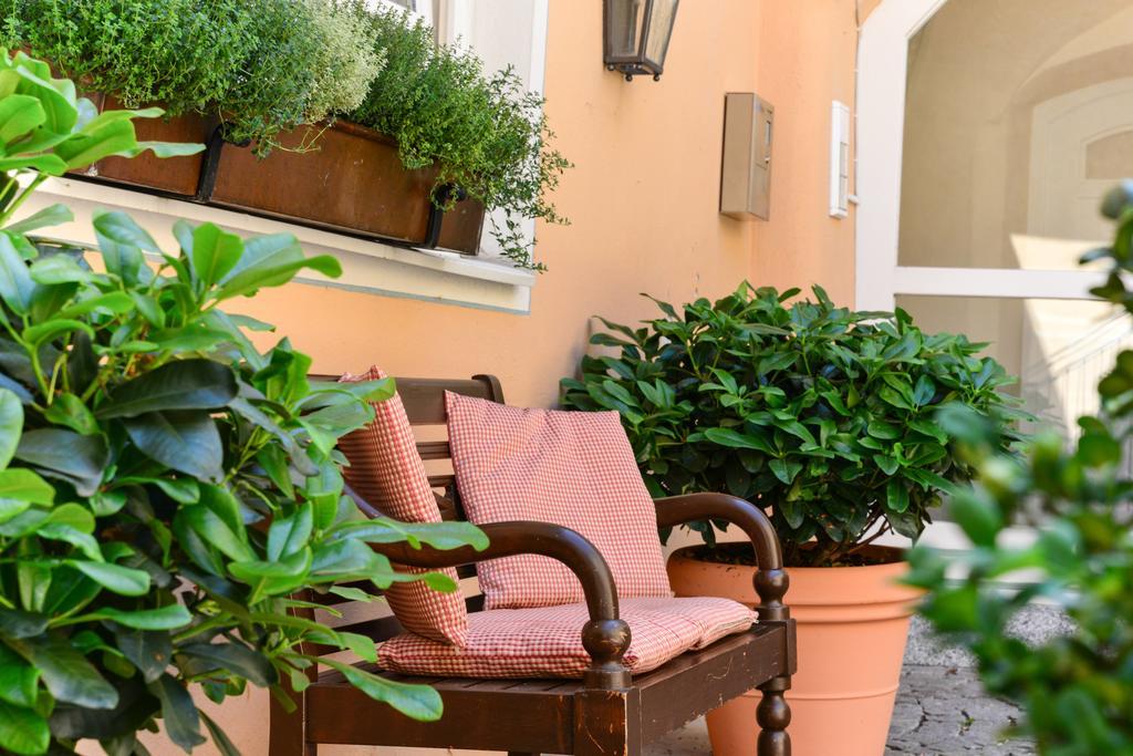 Boardinghouse Pfarrkirchen Hotel Екстериор снимка
